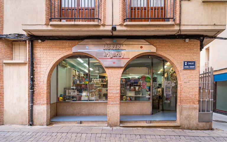 libreria-irigaray-fachada